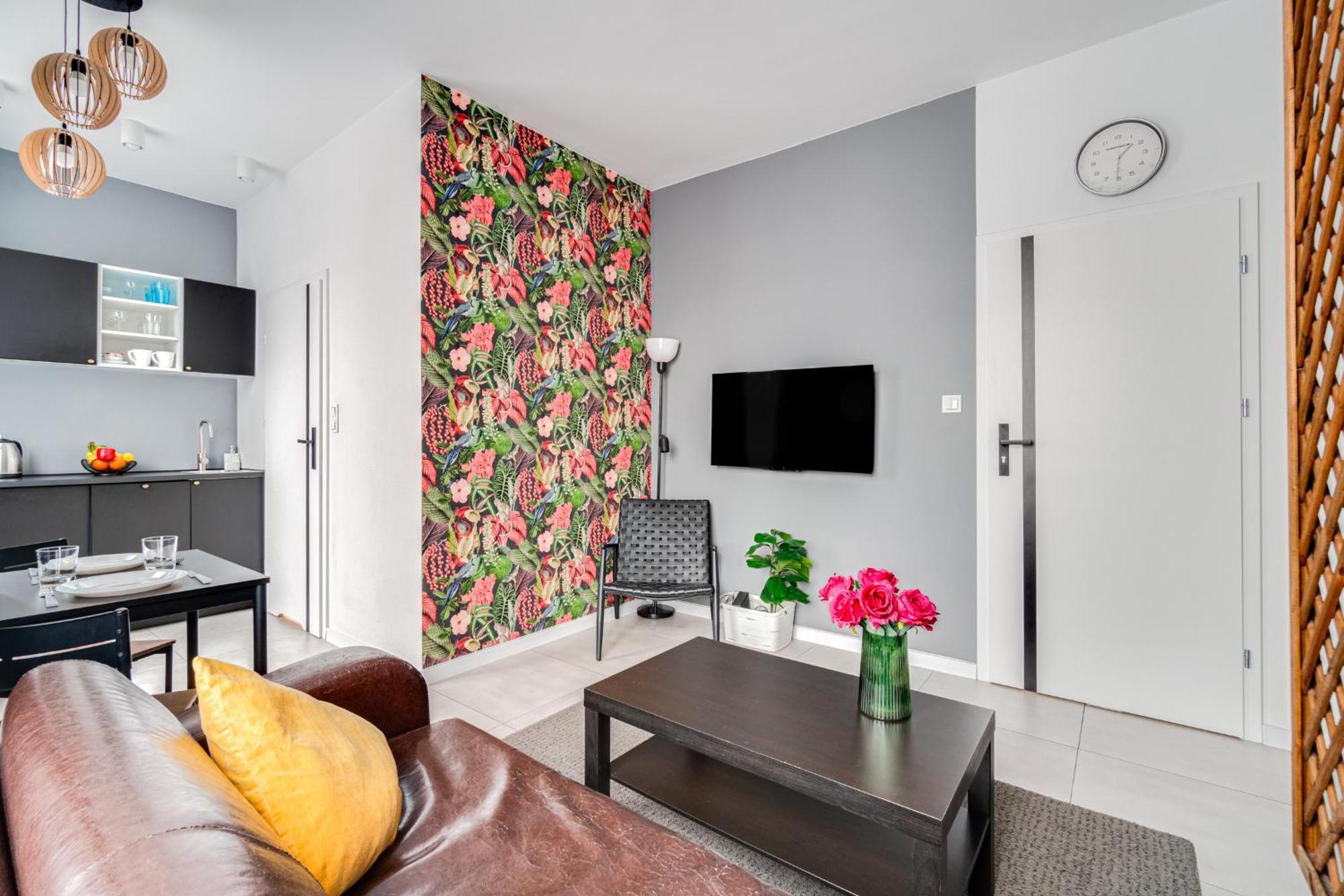 MONKEY Apartment ~ 700m Main Square ~ Self check-in 24h Breslavia Esterno foto